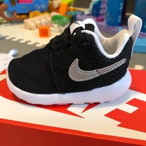 Baby Nike Roshe One